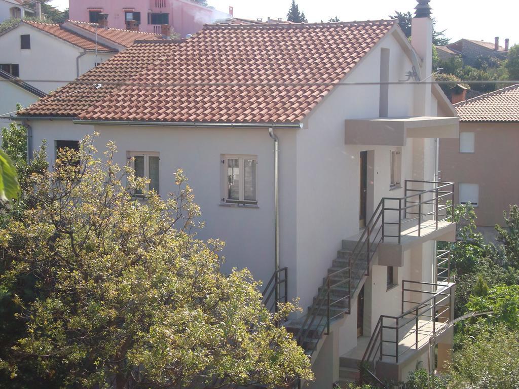 Apartments Marta Krk Town Dış mekan fotoğraf