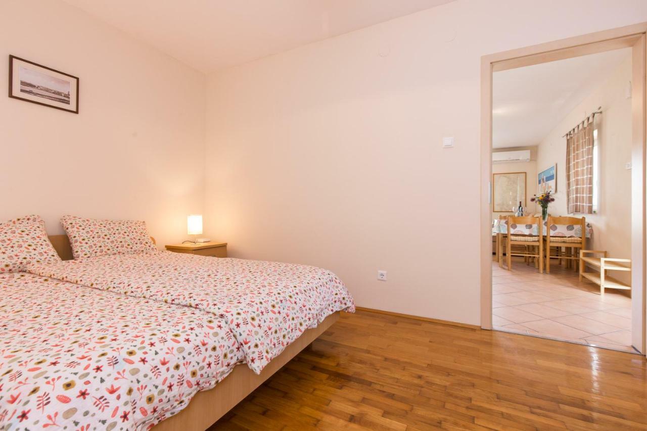 Apartments Marta Krk Town Dış mekan fotoğraf