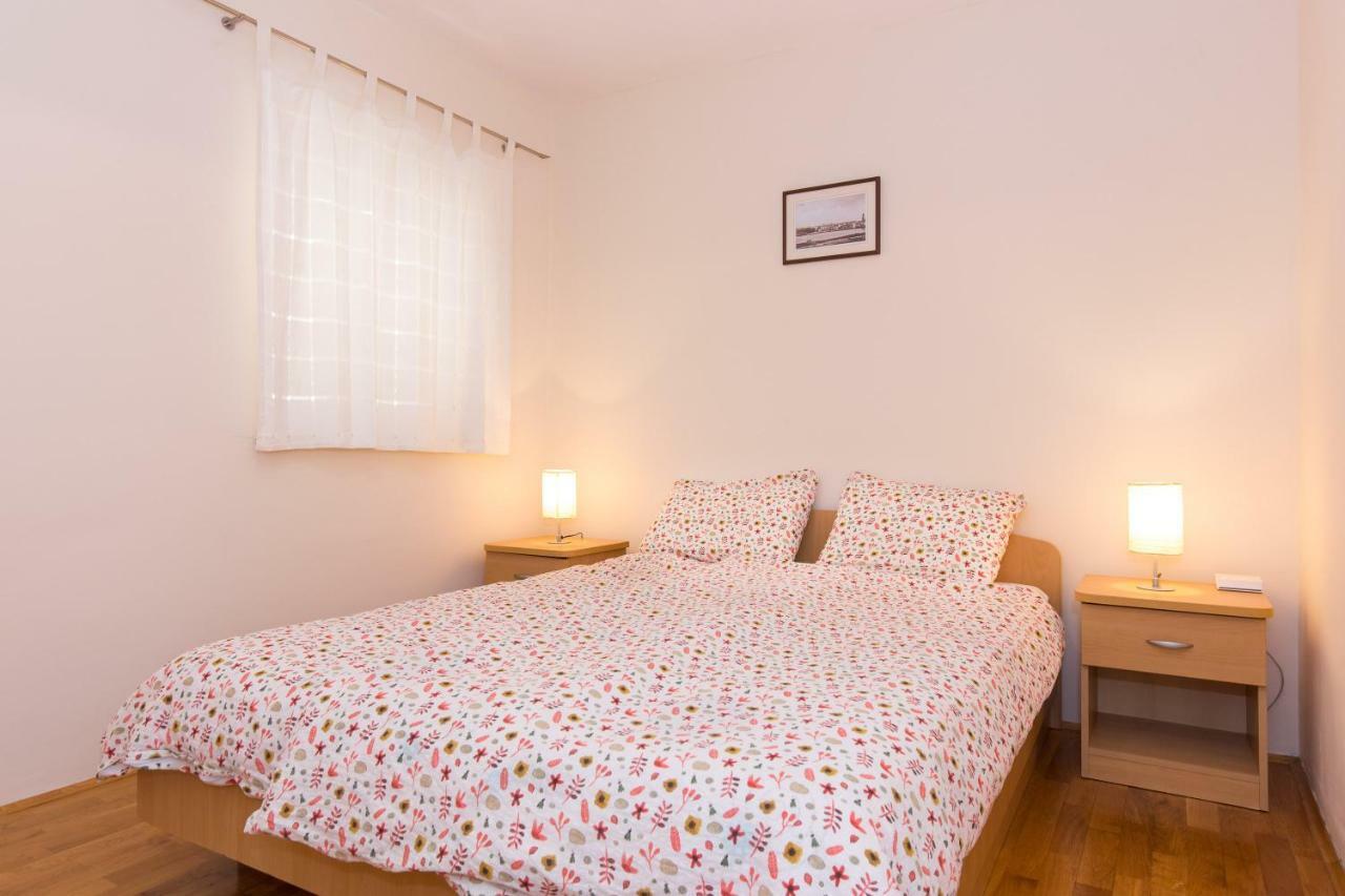 Apartments Marta Krk Town Dış mekan fotoğraf