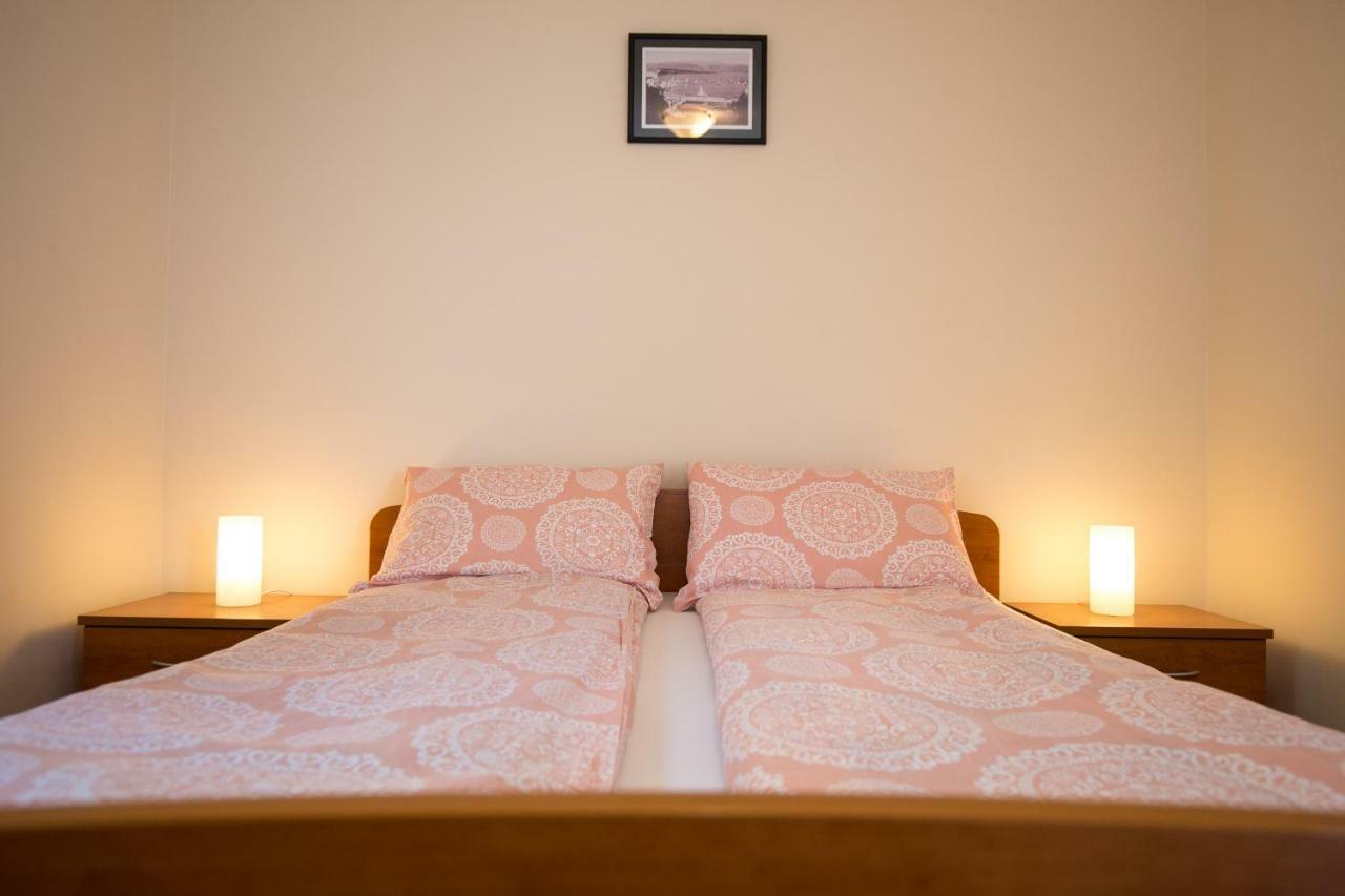 Apartments Marta Krk Town Dış mekan fotoğraf