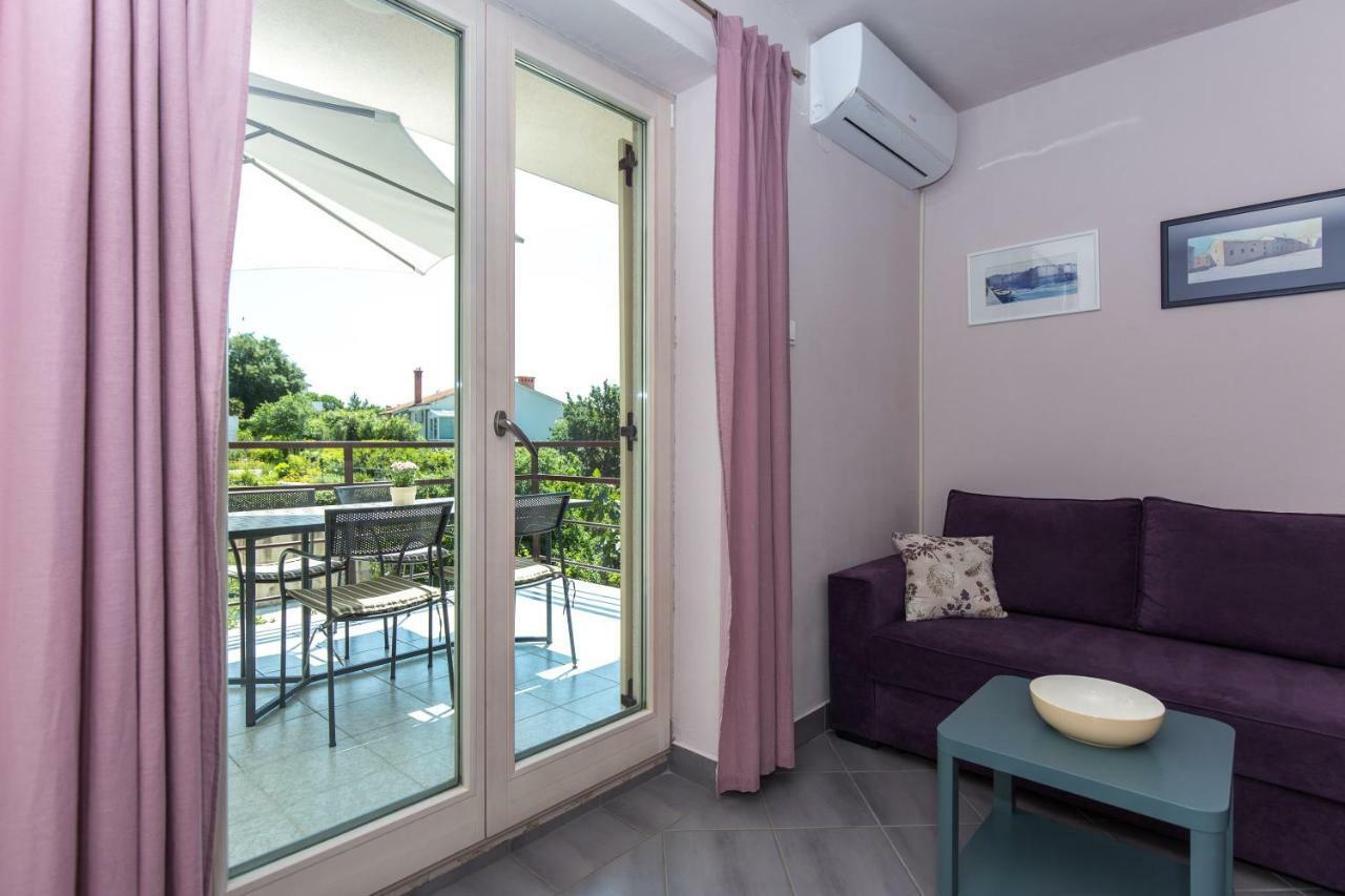Apartments Marta Krk Town Dış mekan fotoğraf